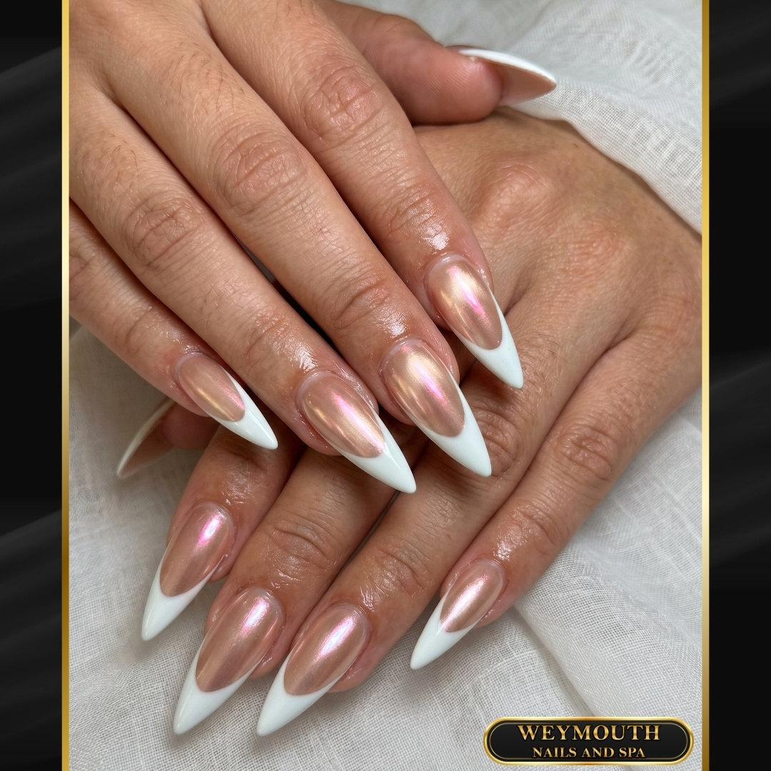 Elegant nails